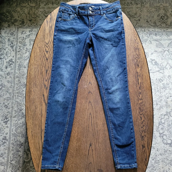 Mudd Skinny Mid-rise Dark Wash Jeans Size Girls 16 - Picture 1 of 9